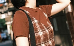 小嫩模无套内谢第一次